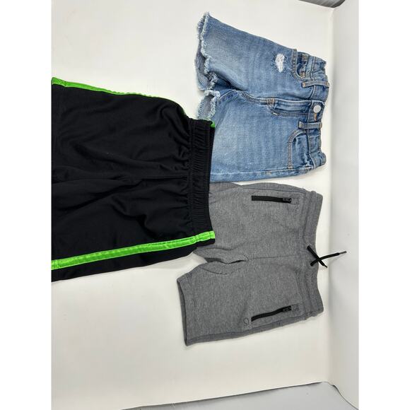 Toddler Boy 2T Shorts Bundle - Gap, Old Navy - Picture 2 of 7